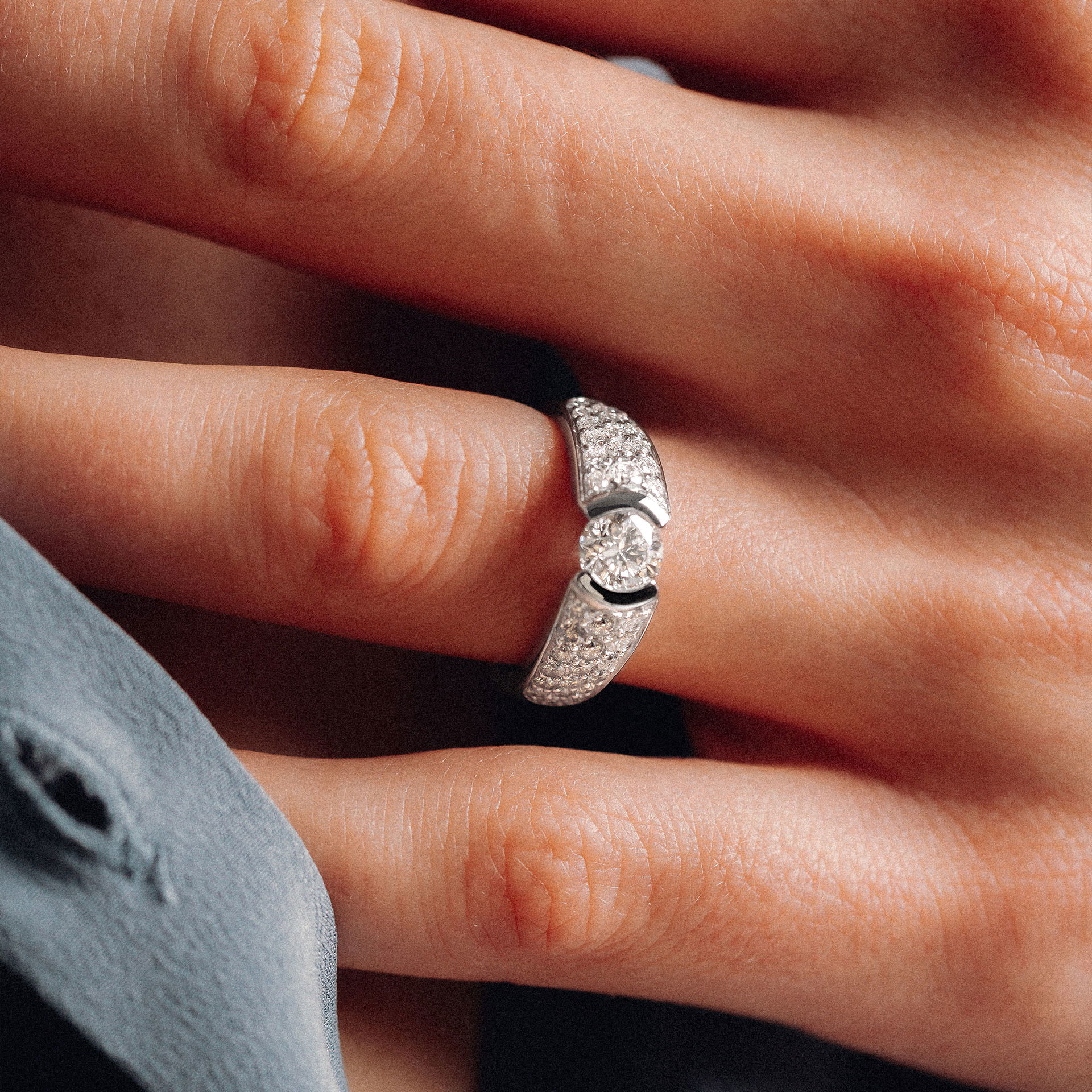 Solitaire Pavé Lovelace
