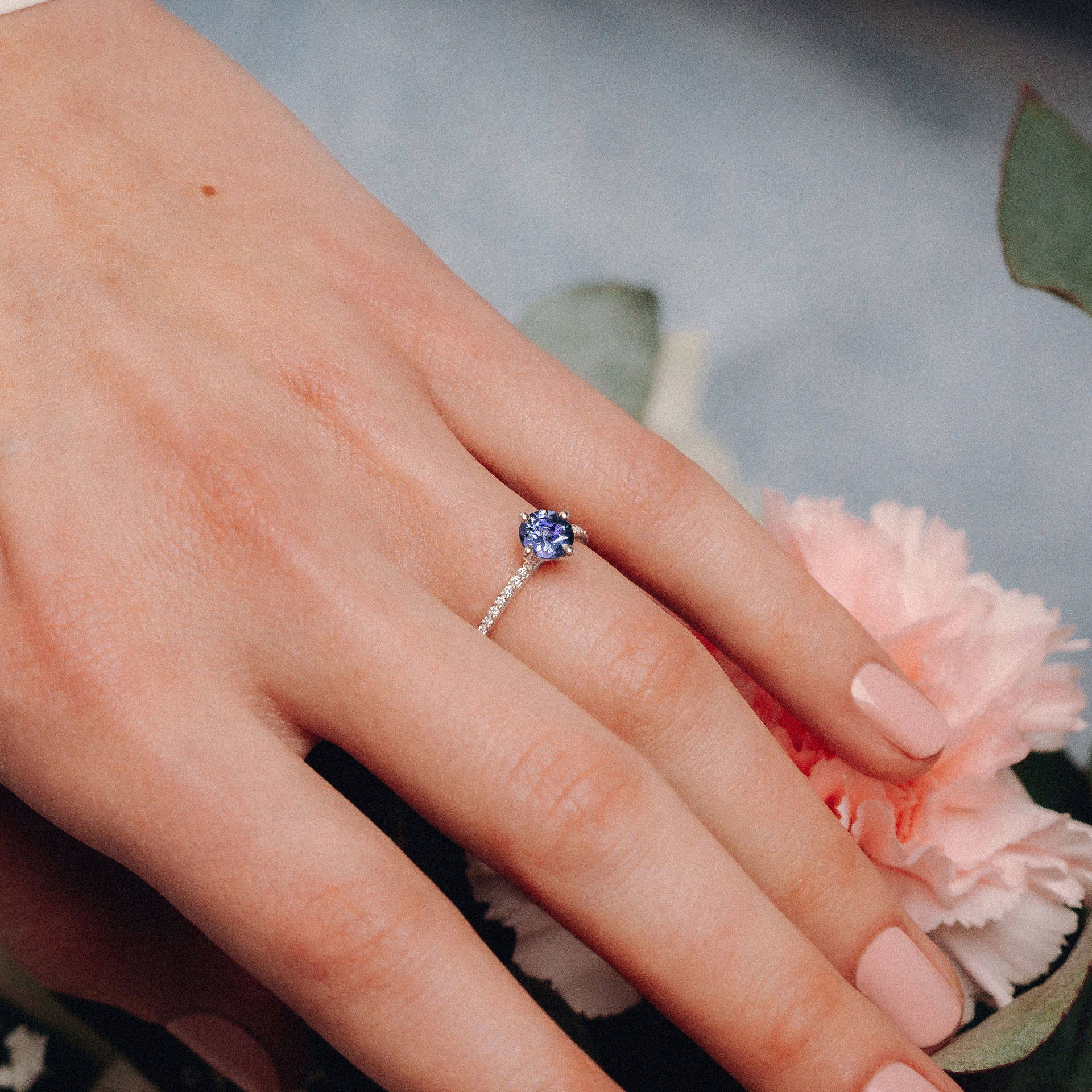 Solitaire Pavé Alva Tanzanite 6 mm