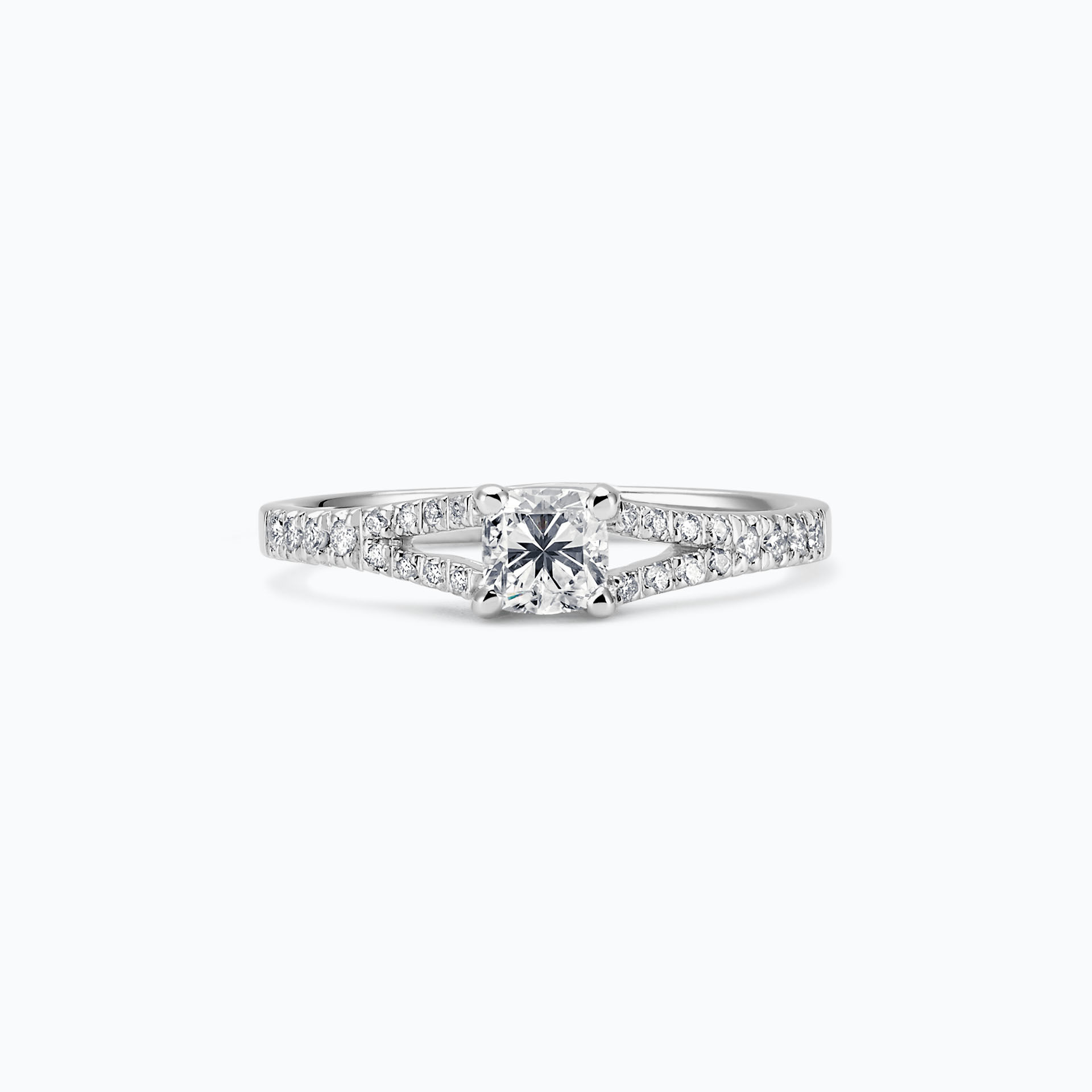 Solitaire Pavé Iris