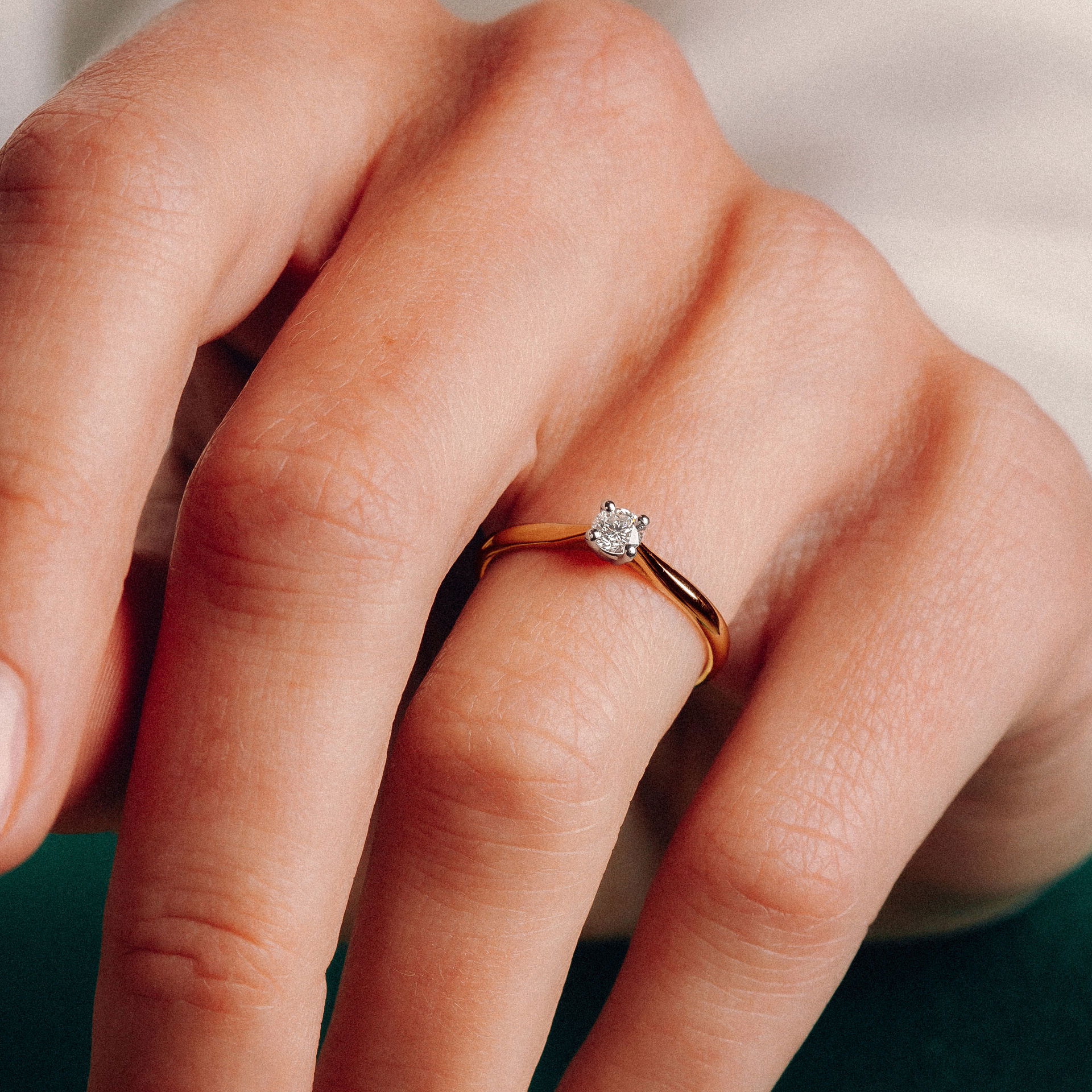 Solitaire Luna 0.20 carat