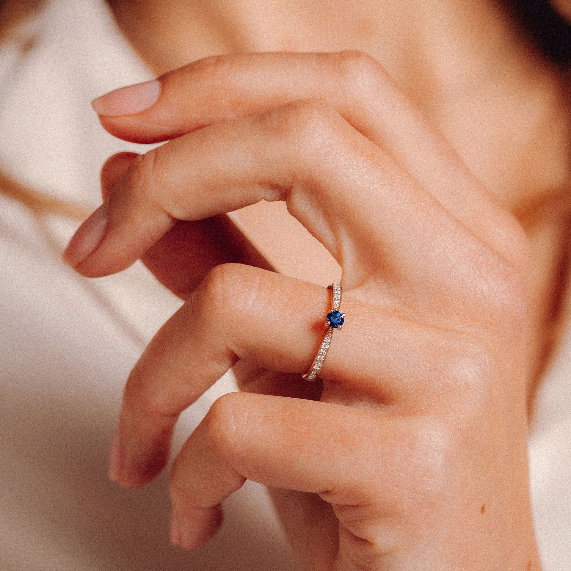 Solitaire Pavé Romance Saphir 3.5 mm