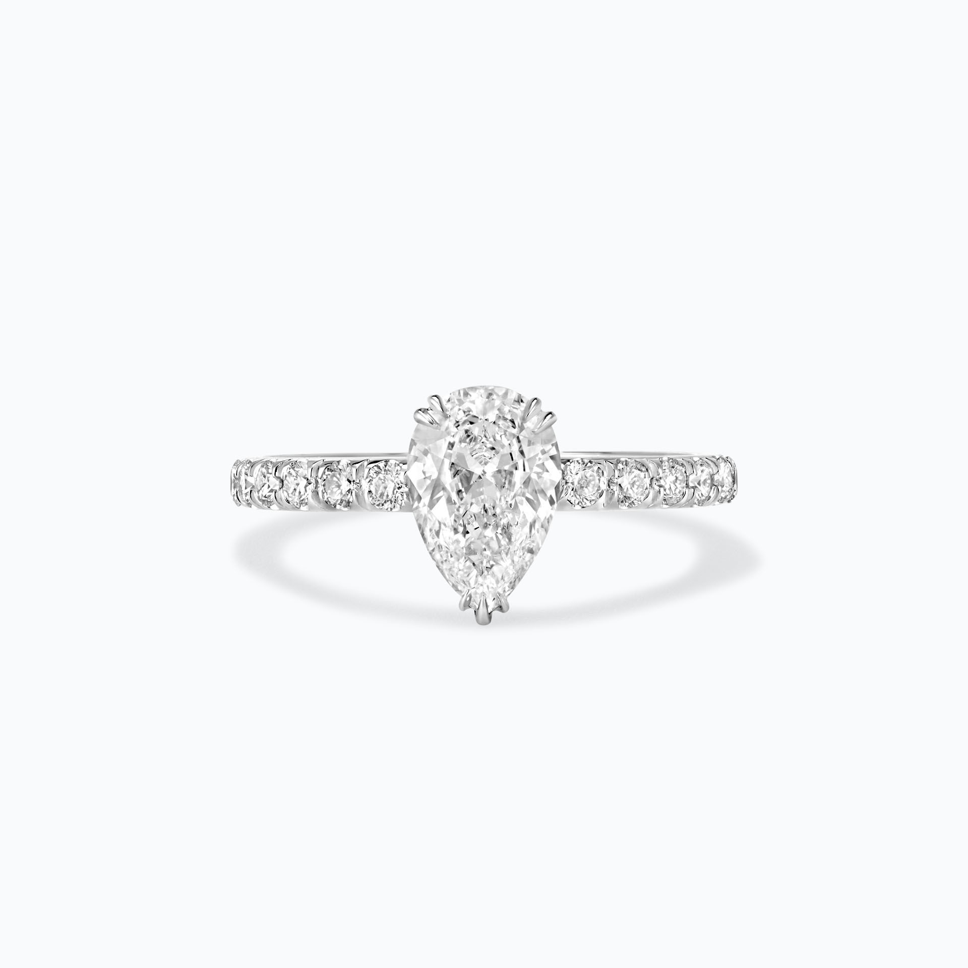 Solitaire Pavé Calla
