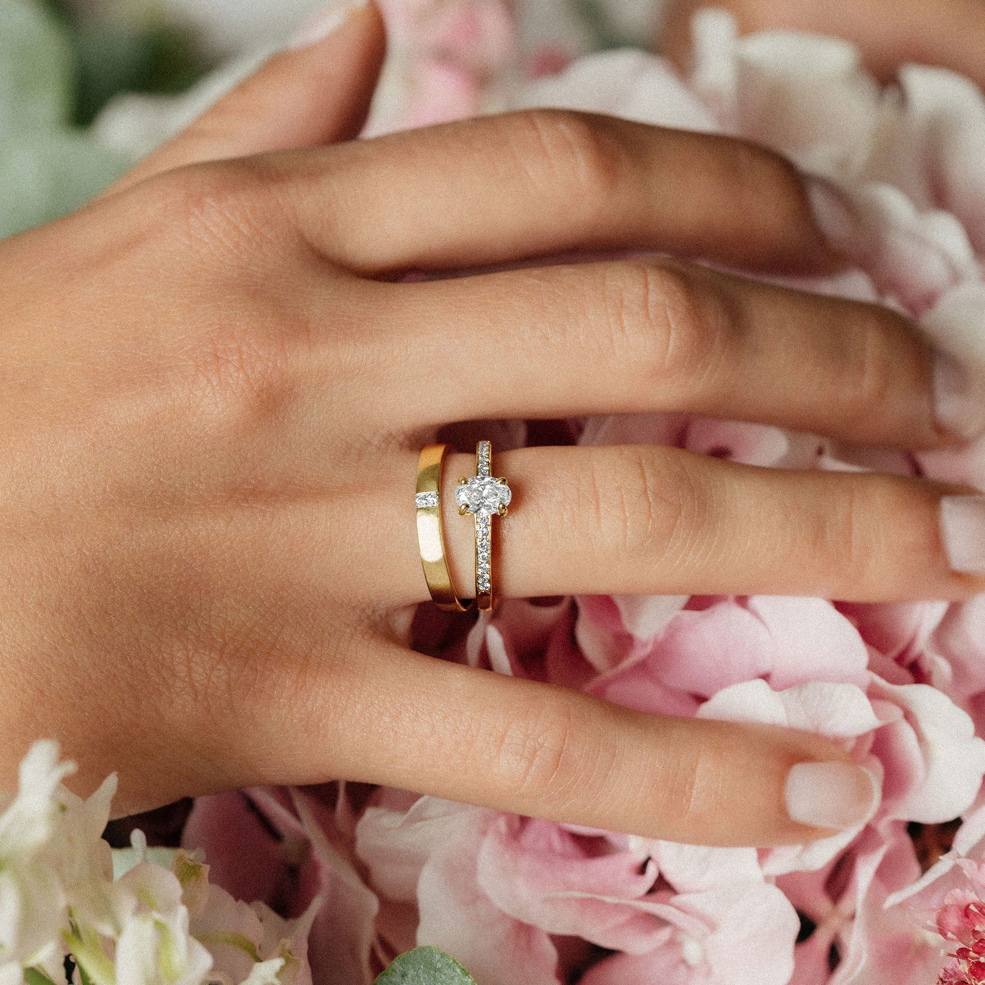 Solitaire Pavé Julia